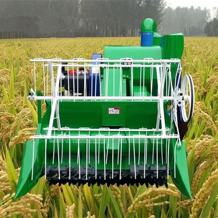 small combine harvester2