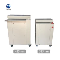 تمزيق ورق كرتون كرتون